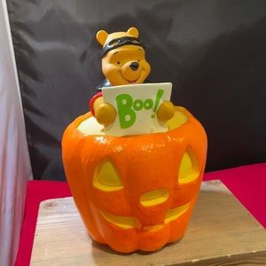 Halloween Winnie the Pooh pumpkin